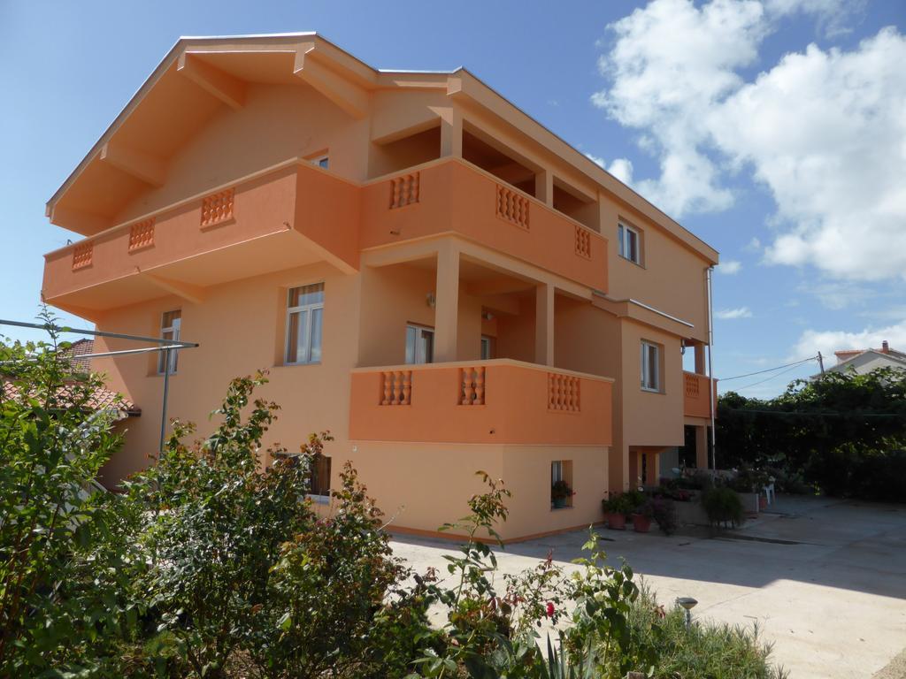 Apartments Angelina Sukosan Exterior photo